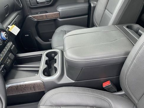 Used 2023 GMC Sierra 3500 Denali image 36