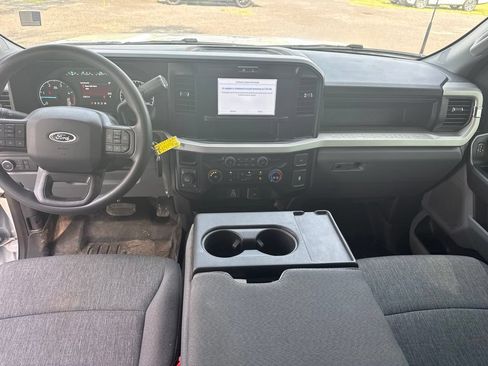 Used 2025 Ford F250 XL w/ STX Appearance Package AWD/4WD image 13