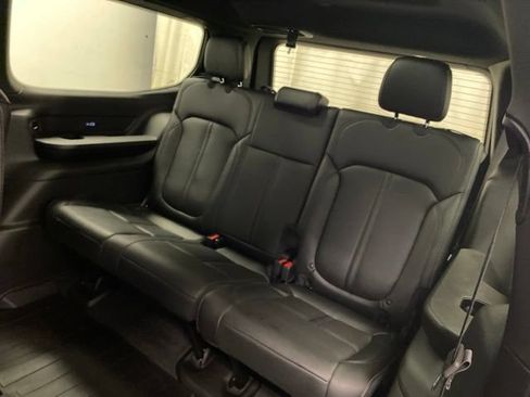 Used 2025 Jeep Wagoneer Series II w/ Premium Group I AWD/4WD image 26