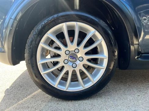 Used 2011 Volvo C30 T5 w/ Preferred Pkg FWD image 38