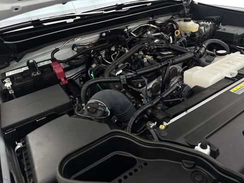 Used 2025 Toyota Tacoma SR image 75