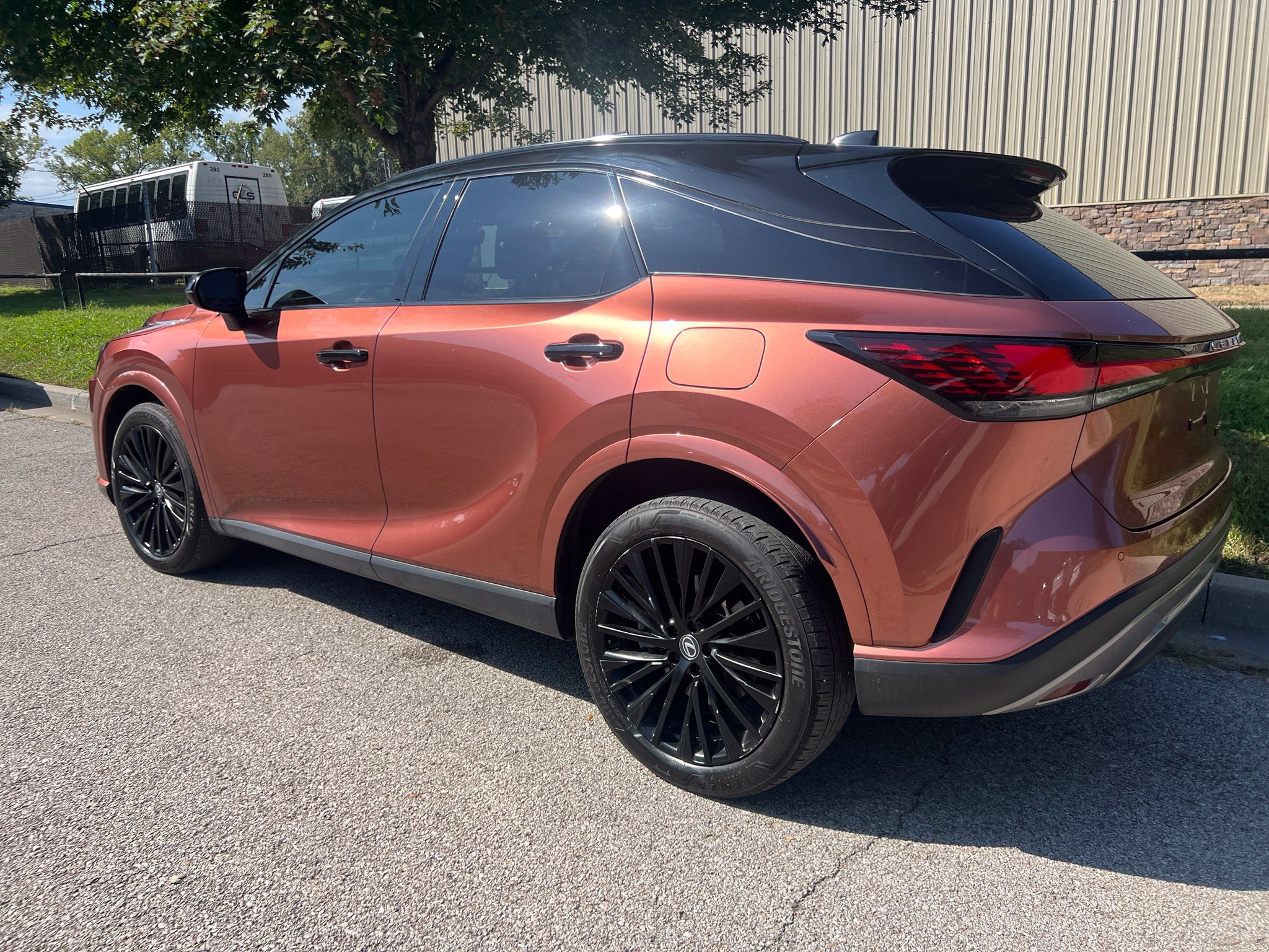 Used 2023 Lexus RX 350 FWD w/ Accessory Package (Z1) image 7