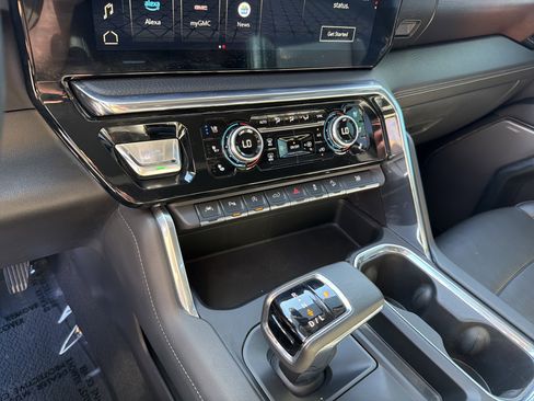 Used 2023 GMC Sierra 1500 Denali w/ Denali Reserve Package image 31