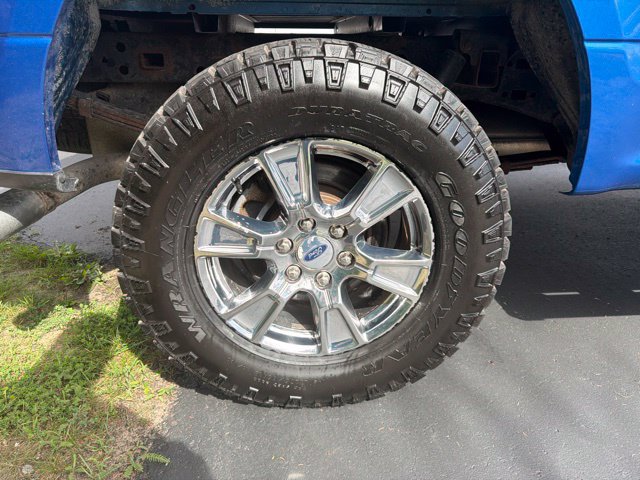 Used 2015 Ford F150 XLT w/ Equipment Group 301A Mid AWD/4WD image 22