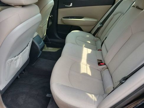 Used 2016 Kia Optima LX w/ LX Convenience Package FWD image 17