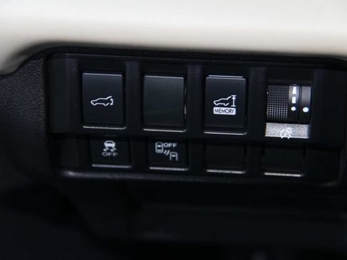 Used 2019 Subaru Ascent Touring AWD/4WD image 33