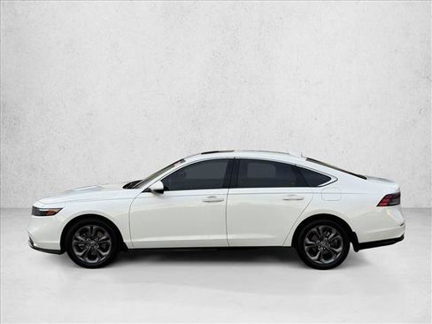 Used 2024 Honda Accord EX-L image 2