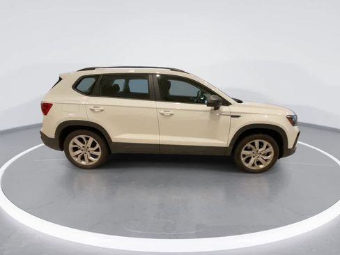 Used 2023 Volkswagen Taos S AWD/4WD image 9
