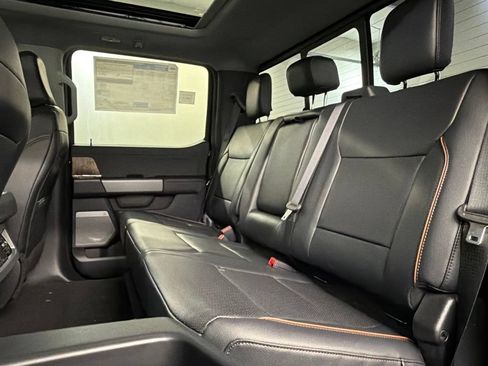 New 2026 Ford F250 Lariat w/ Black Appearance Package AWD/4WD image 35