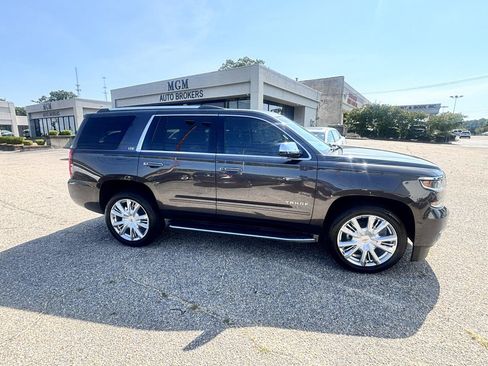 Used 2016 Chevrolet Tahoe LTZ RWD image 32