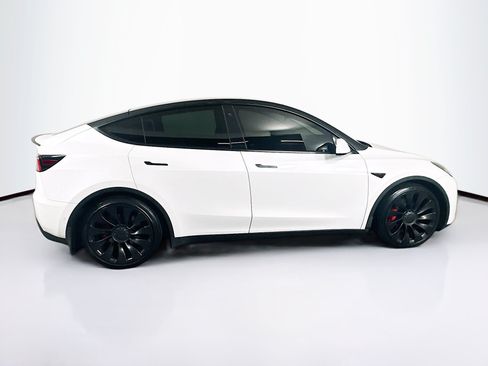 Used 2022 Tesla Model Y Performance AWD/4WD image 10