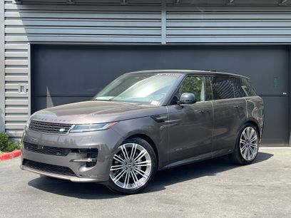 New 2025 Land Rover Range Rover Sport Dynamic SE