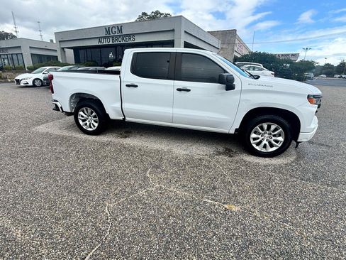 Used 2022 Chevrolet Silverado 1500 Custom RWD image 22