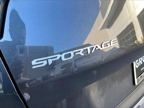 Used 2023 Kia Sportage EX FWD image 30