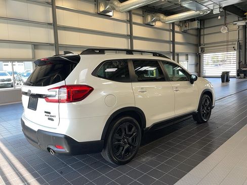 Used 2024 Subaru Ascent Onyx Edition AWD/4WD image 5