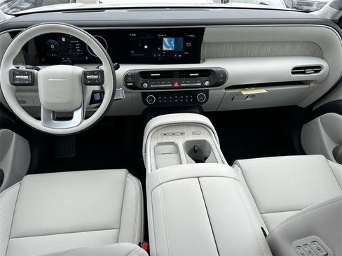 New 2026 Hyundai Palisade Calligraphy image 2