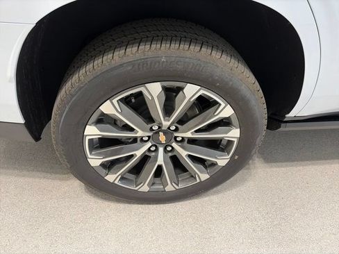 New 2026 Chevrolet Tahoe High Country AWD/4WD image 7