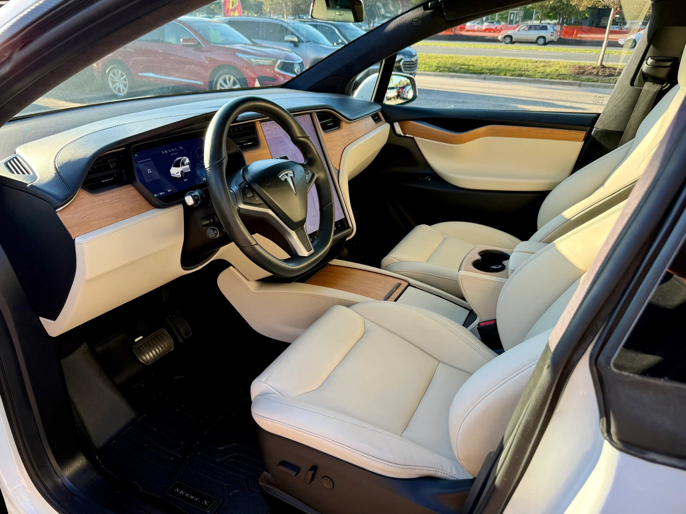 Used 2020 Tesla Model X AWD/4WD image 9