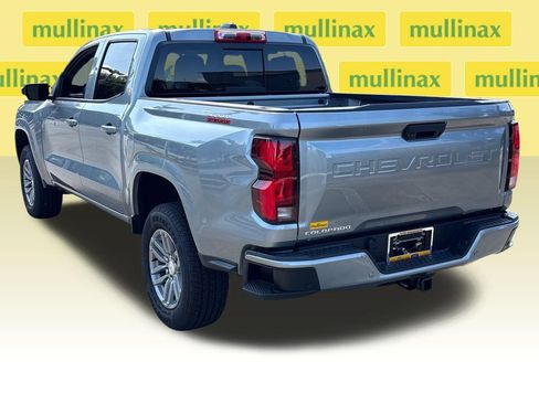 Used 2025 Chevrolet Colorado LT w/ LT Convenience Package RWD image 9