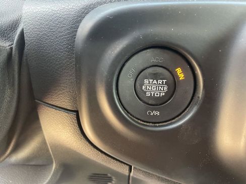 Used 2021 Jeep Gladiator Mojave AWD/4WD image 18