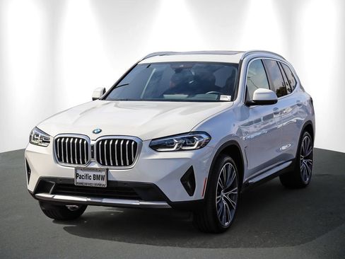 Certified 2023 BMW X3 xDrive30i w/ Premium Package AWD/4WD image 3