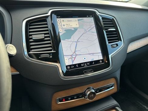 Certified 2024 Volvo XC90 T8 Plus w/ Protection Package Premier image 24