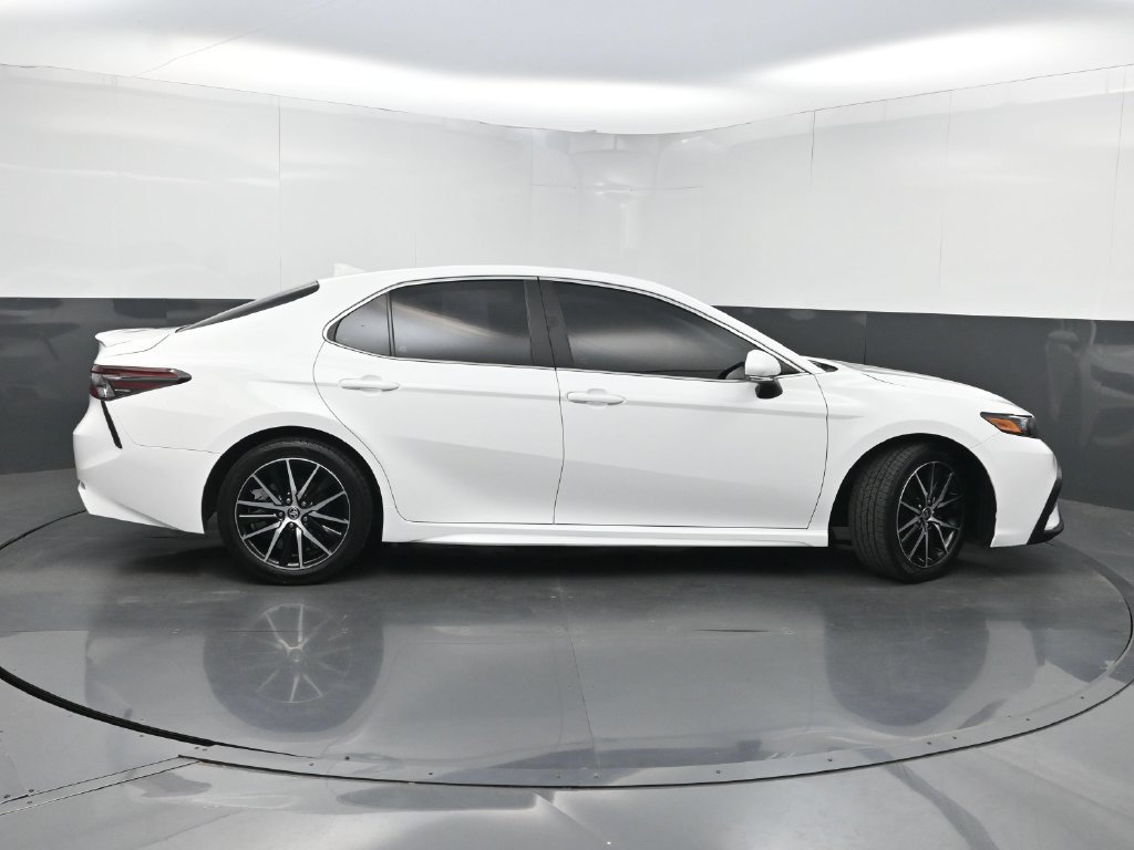 Used 2024 Toyota Camry SE FWD image 43
