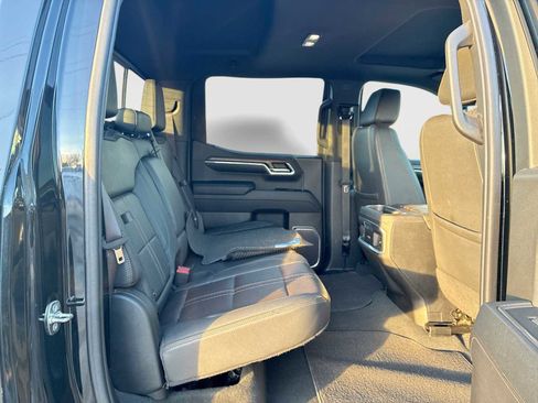 Certified 2023 Chevrolet Silverado 1500 High Country w/ Z71 Off-Road Package image 27