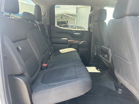 Used 2021 Chevrolet Silverado 1500 LT Trail Boss AWD/4WD image 7