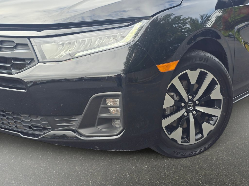 Used 2025 Honda Odyssey EX-L image 32