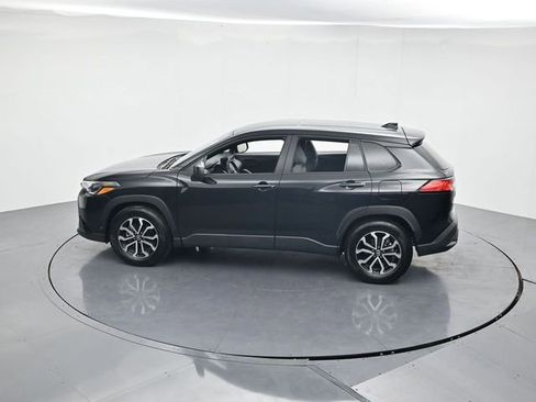 Used 2023 Toyota Corolla Cross S image 43