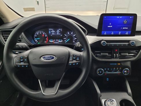 Used 2020 Ford Escape SE image 22