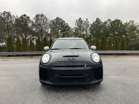 Certified 2024 MINI Cooper SE image 11