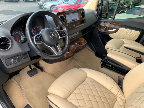 Used 2020 Mercedes-Benz Sprinter 2500 image 3