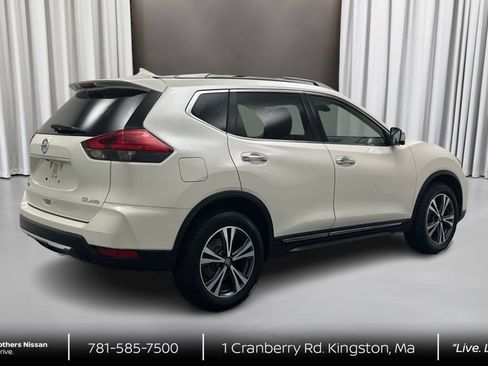 Used 2017 Nissan Rogue SL w/ SL Premium Package AWD/4WD image 5