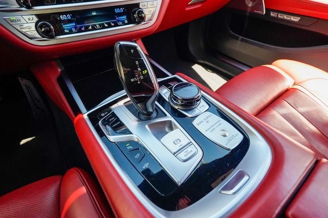 Used 2017 BMW ALPINA B7 xDrive AWD/4WD image 72