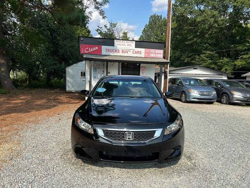 Used 2009 Honda Accord EX image 2