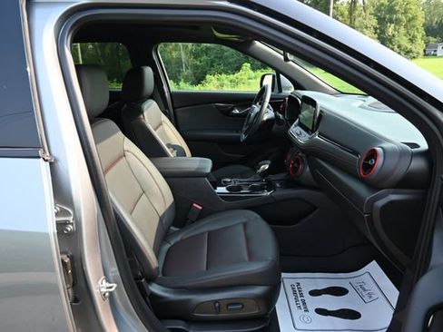 Used 2024 Chevrolet Blazer RS w/ Enhanced Convenience Package AWD/4WD image 19