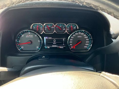 Used 2020 Chevrolet Suburban LT w/ Off-Road Package AWD/4WD image 18