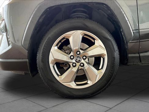 Used 2020 Toyota RAV4 Limited w/ Limited Grade Weather Package AWD/4WD image 10