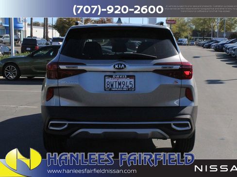 Used 2021 Kia Seltos S AWD/4WD image 8