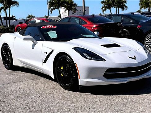 Used 2016 Chevrolet Corvette Stingray Convertible w/ 2LT Preferred Equipment Group image 2