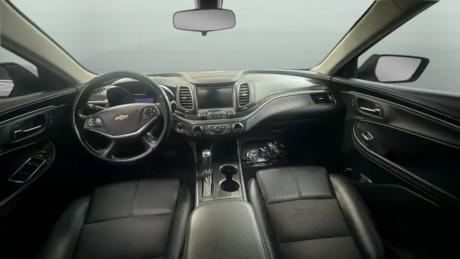 Used 2019 Chevrolet Impala LT FWD image 9