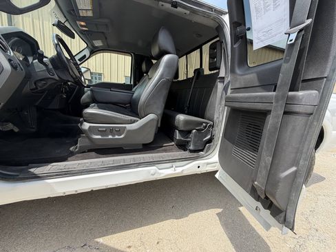 Used 2011 Ford F350 Lariat w/ Chrome Pkg AWD/4WD image 20