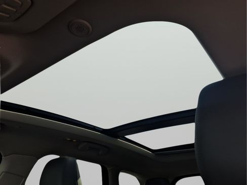 Used 2024 Lincoln Corsair AWD w/ Equipment Group 101A image 14