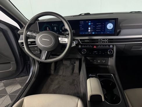 Used 2024 Hyundai Sonata SEL FWD image 15