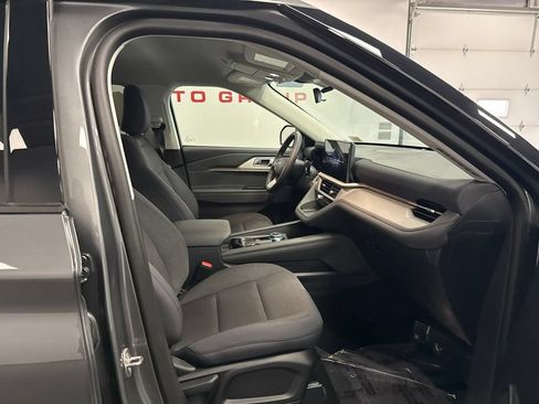 New 2026 Ford Explorer Active AWD/4WD image 42