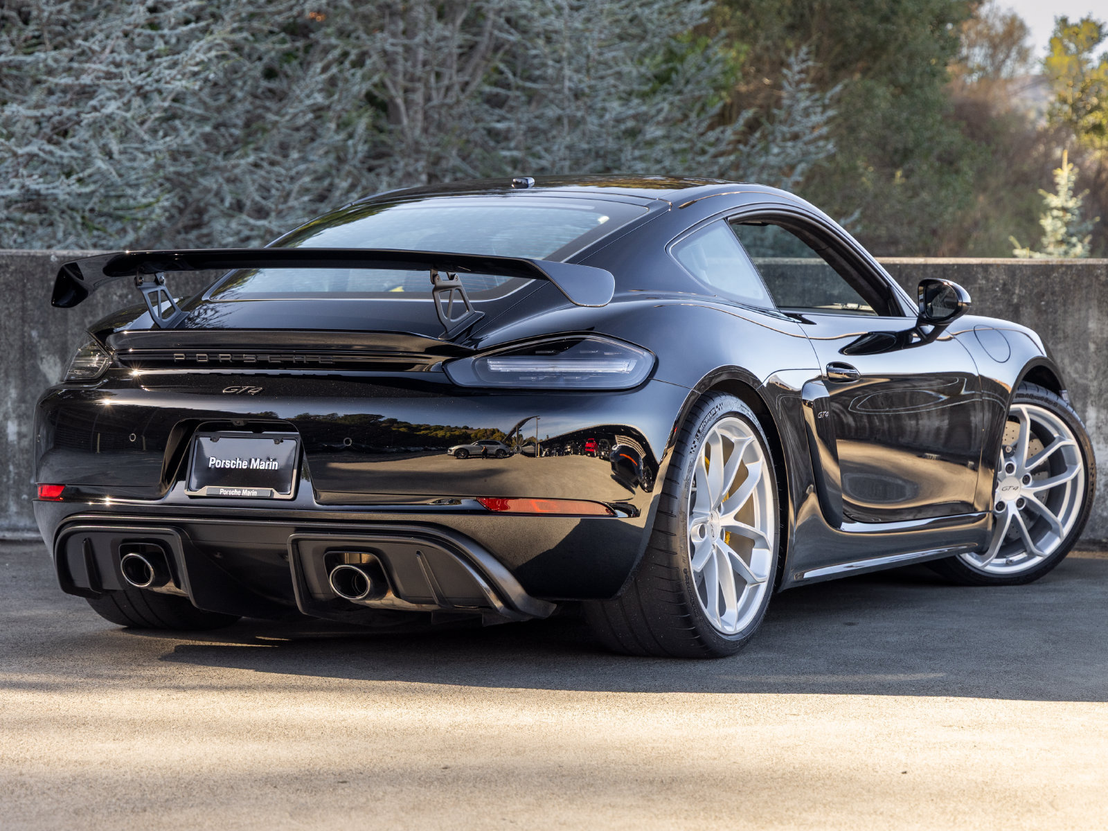 Certified 2021 Porsche 718 Cayman GT4 RWD image 11