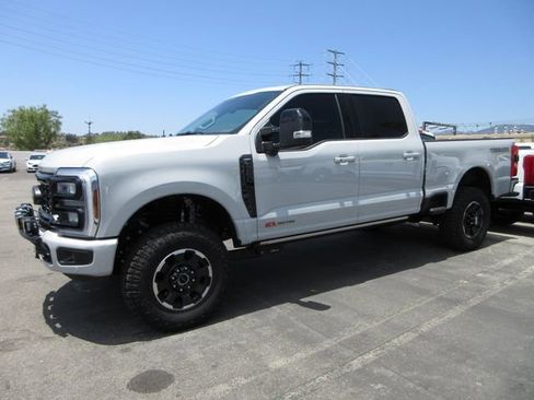 Used 2026 Ford F250 Lariat w/ Tremor Off-Road Package AWD/4WD image 1