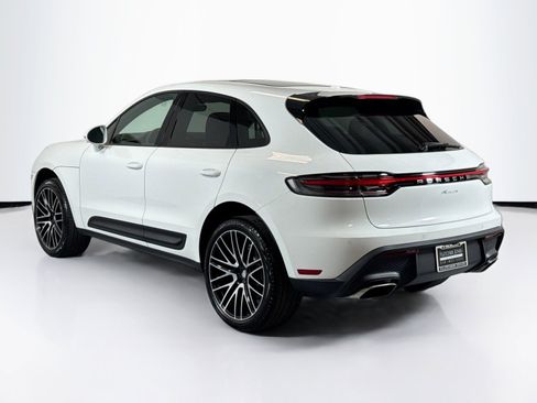 Used 2025 Porsche Macan image 3